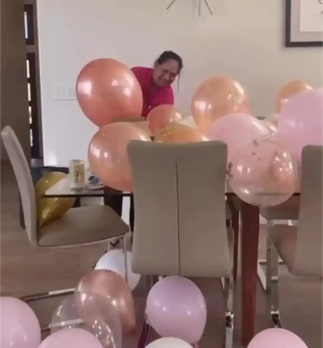 Balloon display